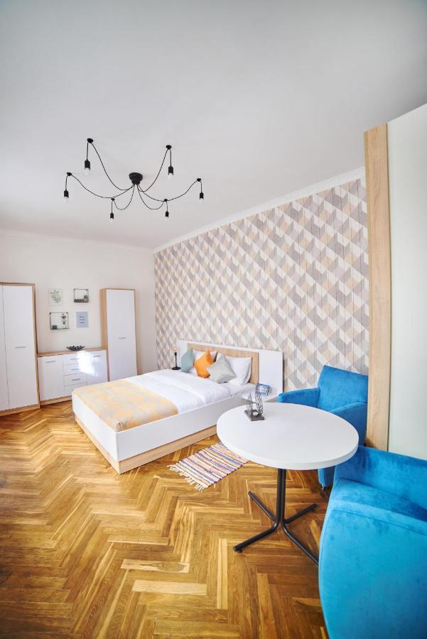 Comfort Apartments In Center Lviv Luaran gambar