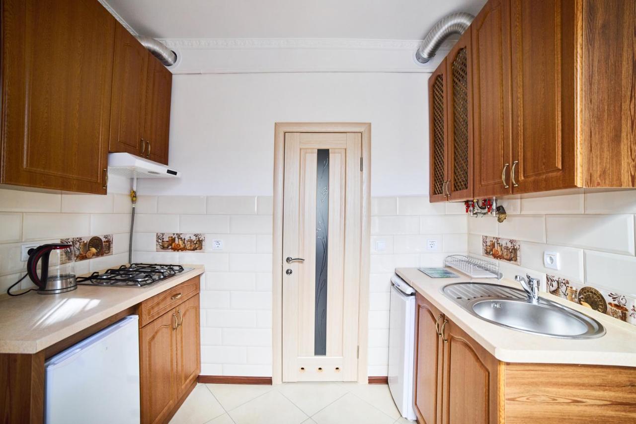Comfort Apartments In Center Lviv Luaran gambar