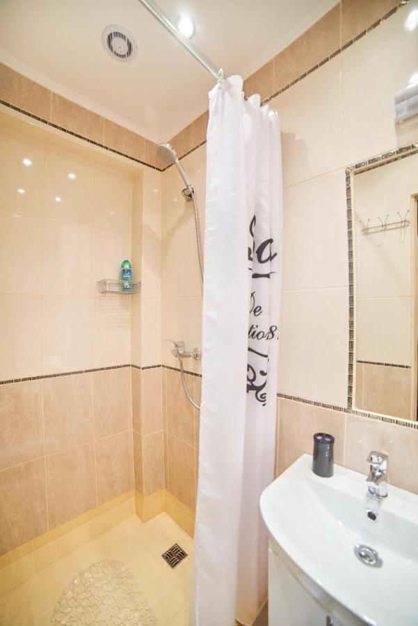 Comfort Apartments In Center Lviv Luaran gambar